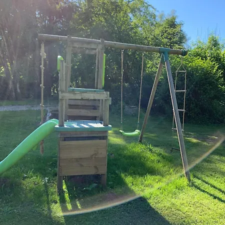 Le Clos Vildor, Maison De Charme Bordée Par La Rivière Canehan