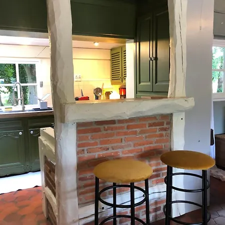 Le Clos Vildor, Maison De Charme Bordee Par La Riviere Holiday home Canehan