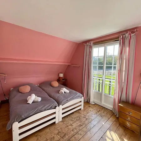 Le Clos Vildor, Maison De Charme Bordee Par La Riviere *